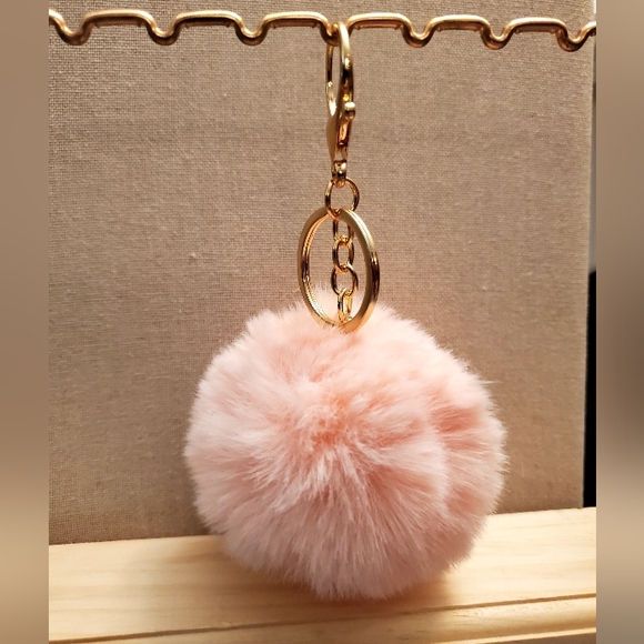 Cute Fashion Faux-Fur Puff Ball - Picture 2 of 7